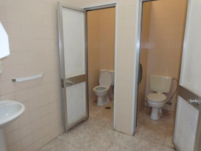 Armazém para Venda em Serzedo e Perosinho Foto 31