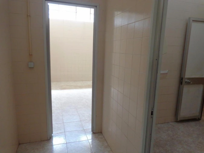 Armazém para Venda em Serzedo e Perosinho Foto 30