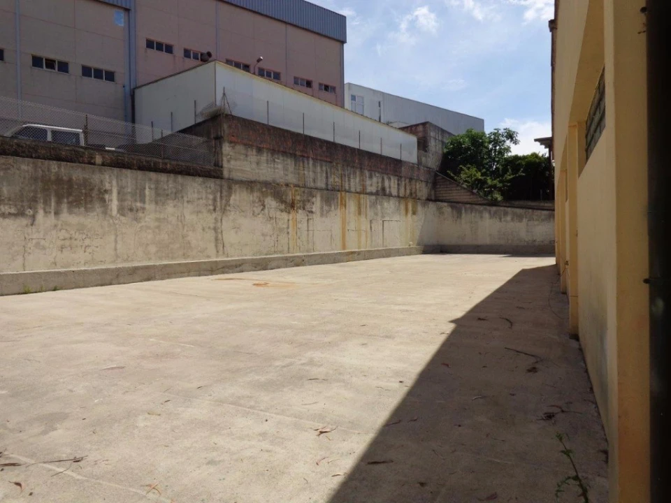 Armazém para Venda em Serzedo e Perosinho Foto 10