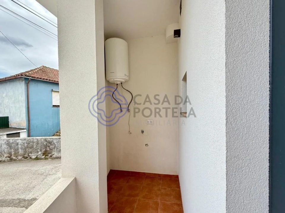 Moradia T3 para Venda em Vila Chã, Codal e Vila Cova de Perrinho Foto 10