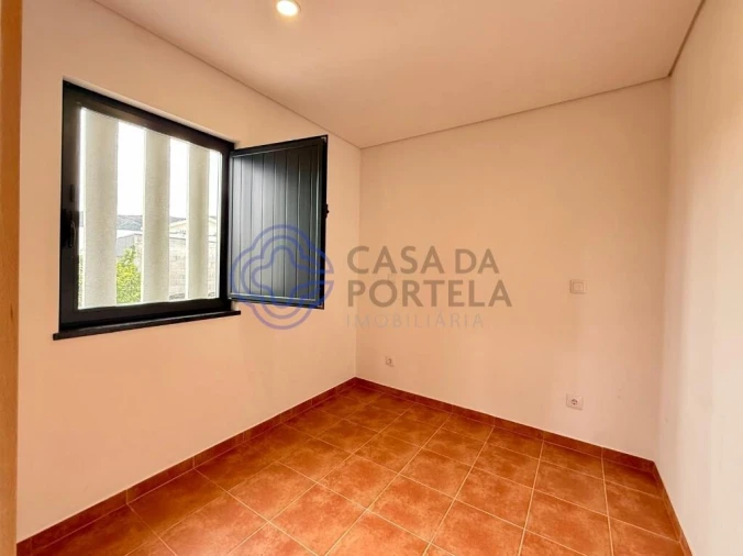 Moradia T3 para Venda em Vila Chã, Codal e Vila Cova de Perrinho Foto 15