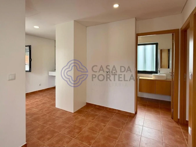 Moradia T3 para Venda em Vila Chã, Codal e Vila Cova de Perrinho Foto 8