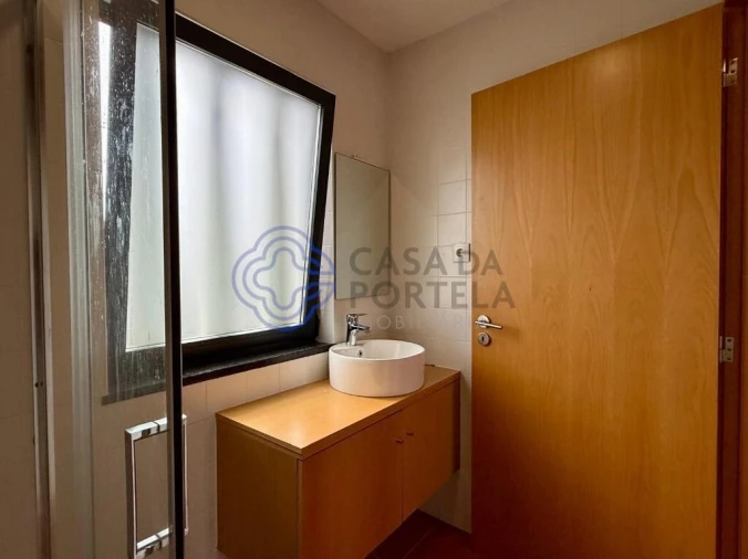 Moradia T3 para Venda em Vila Chã, Codal e Vila Cova de Perrinho Foto 12