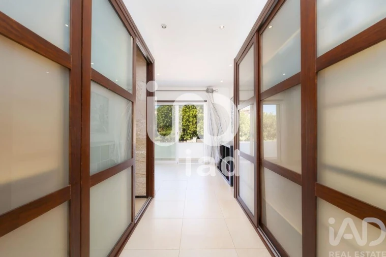 Moradia T4 para Venda em Loule (São Sebastião) Foto 20