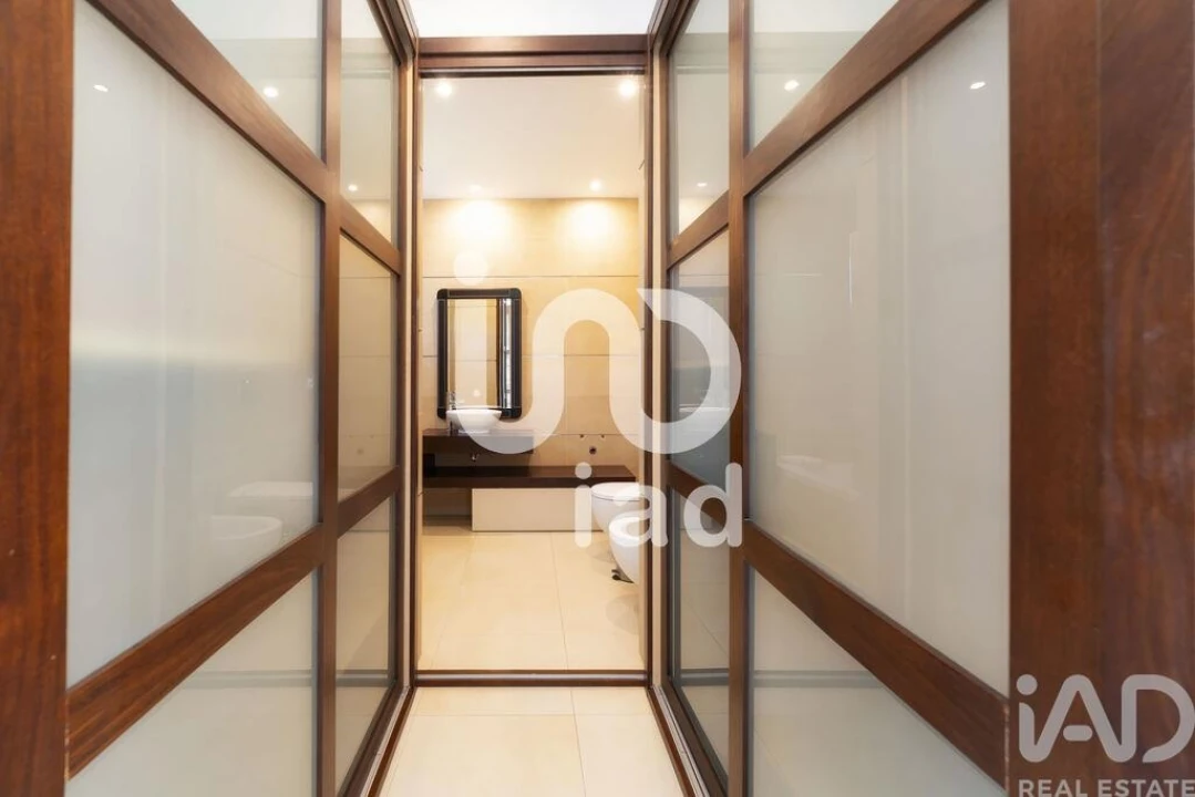 Moradia T4 para Venda em Loule (São Sebastião) Foto 15