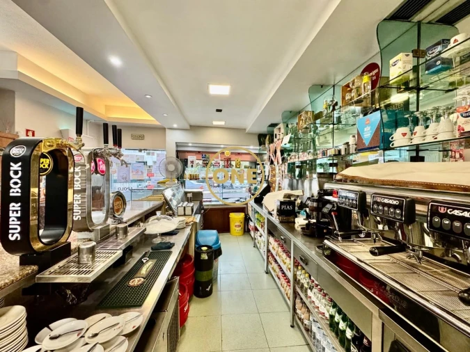 Loja para Trespasse em Moreira Foto 14