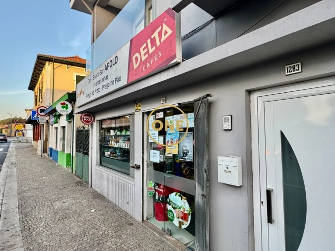 Loja para Trespasse em Moreira Foto 18