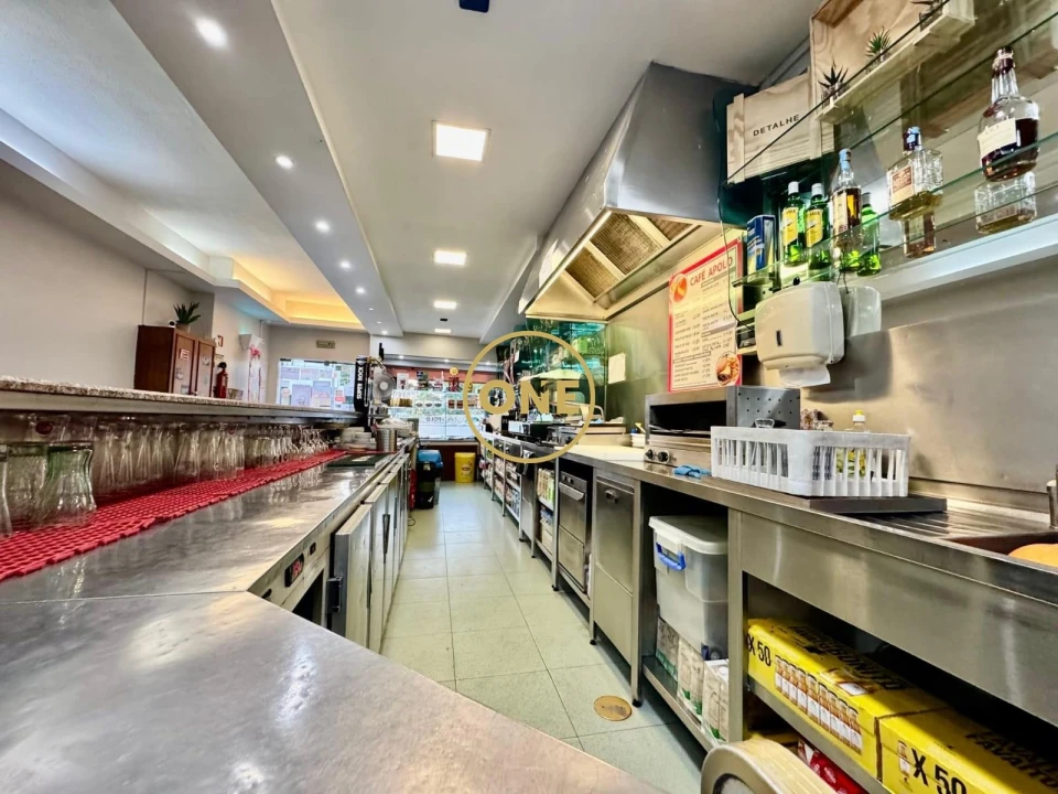 Loja para Trespasse em Moreira Foto 15