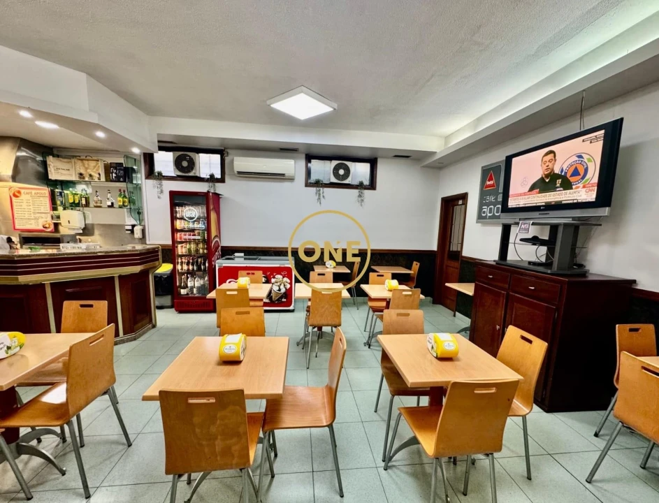 Loja para Trespasse em Moreira Foto 10