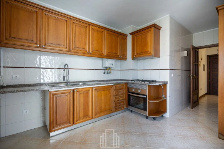 Apartamento T2 para Venda em Beduído e Veiros Foto 19