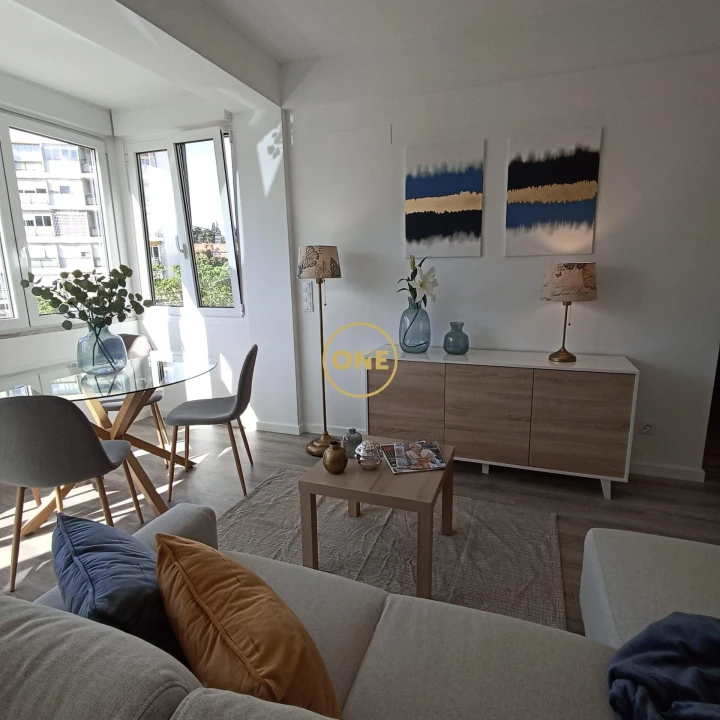 Apartamento T3 para Venda em Benfica Foto 5