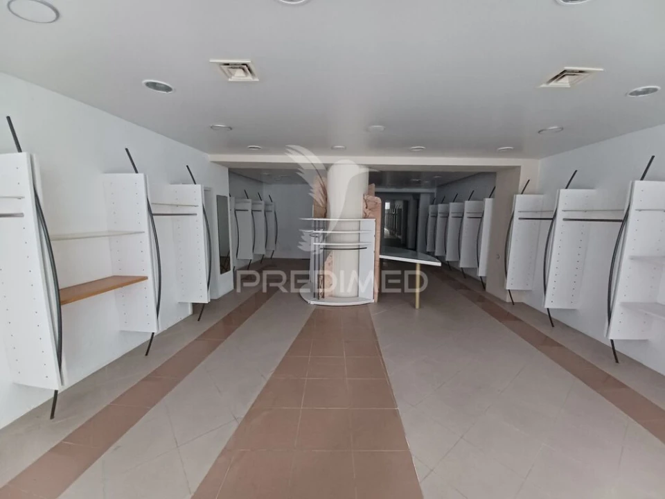 Loja para Arrendamento em Ribeira de Nisa e Carreiras Foto 3