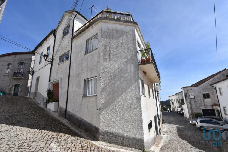 Moradia T3 para Venda em São Miguel, Santa Eufémia e Rabaçal Foto 3