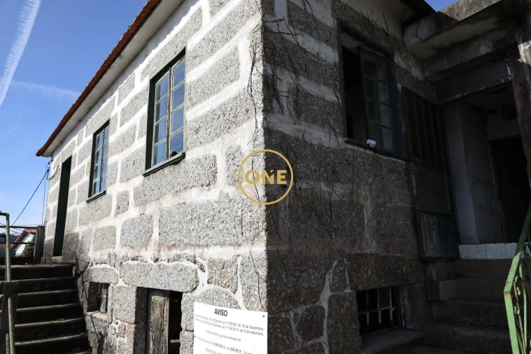 Moradia T3 para Venda em Brufe Foto 11