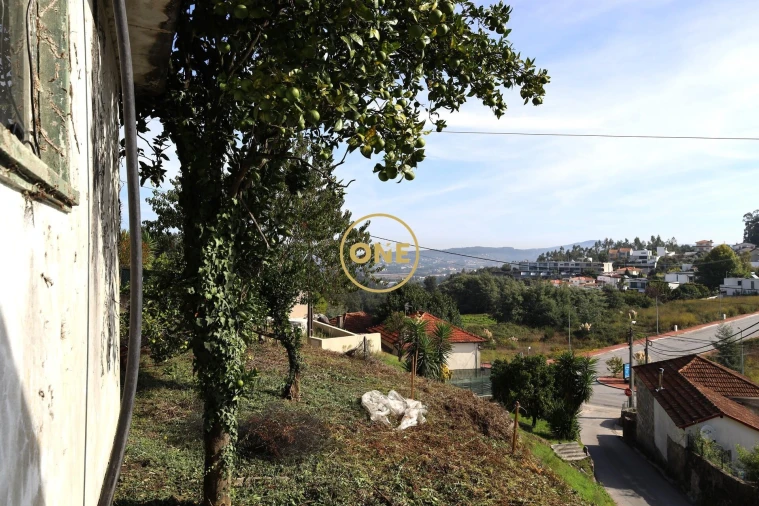 Moradia T3 para Venda em Brufe Foto 12