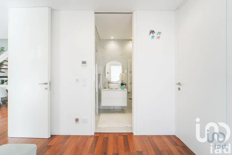 Moradia T4 para Venda em Darque Foto 2