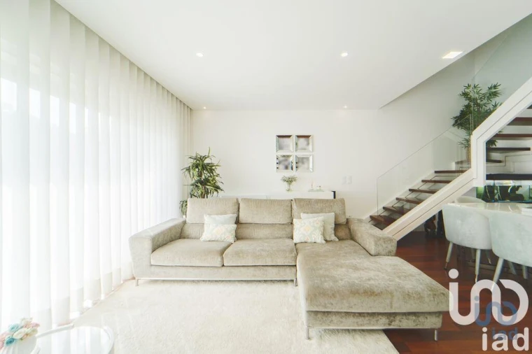 Moradia T4 para Venda em Darque