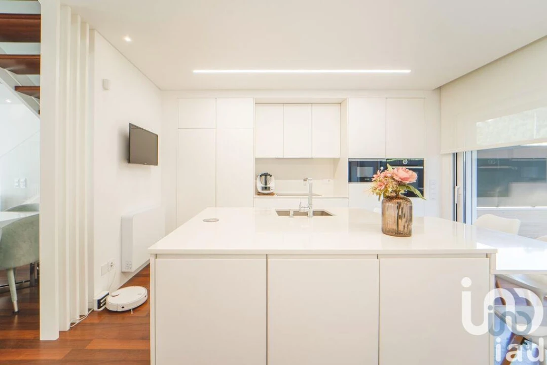 Moradia T4 para Venda em Darque Foto 9