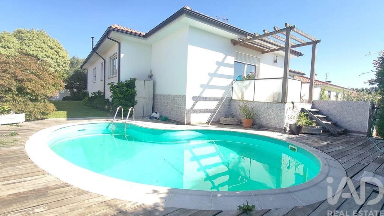 Moradia T4 para Venda em Mazedo e Cortes Foto 36