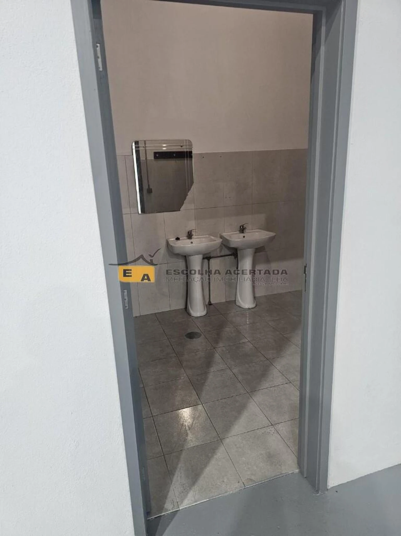 Armazém para Venda em Perafita, Lavra e Santa Cruz do Bispo Foto 14