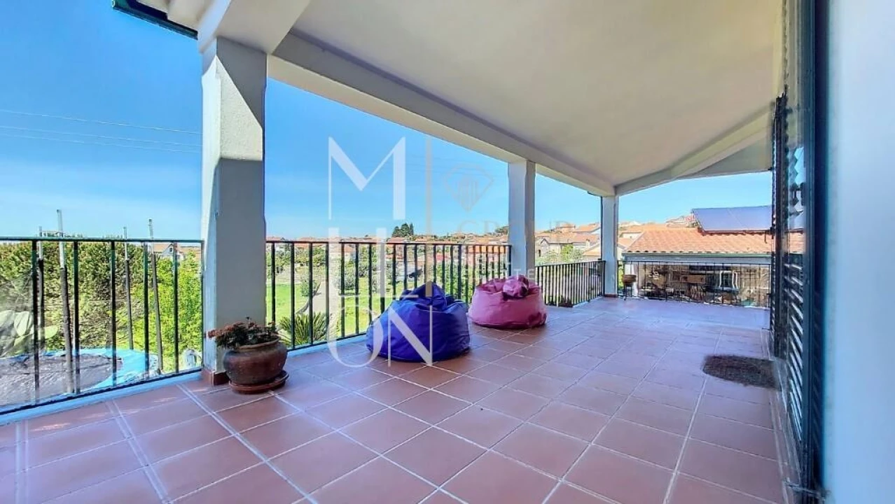 Moradia T4 para Venda em Ervedal e Vila Franca da Beira Foto 4