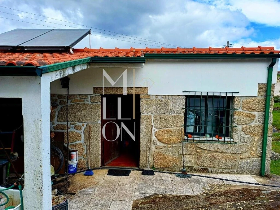 Moradia T4 para Venda em Ervedal e Vila Franca da Beira Foto 21