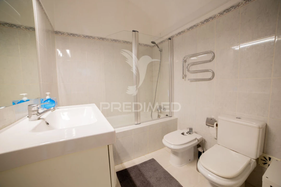 Moradia T4 para Venda em Évora (São Mamede, Sé, São Pedro e Santo Antão) Foto 13