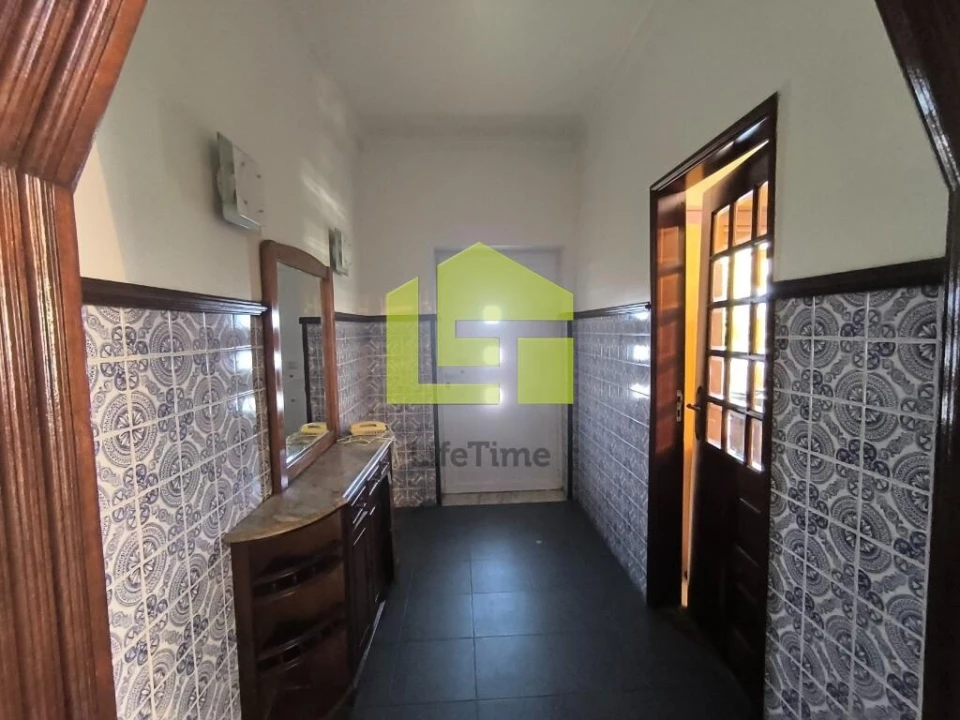 Moradia T5 para Venda em Sebal e Belide Foto 12