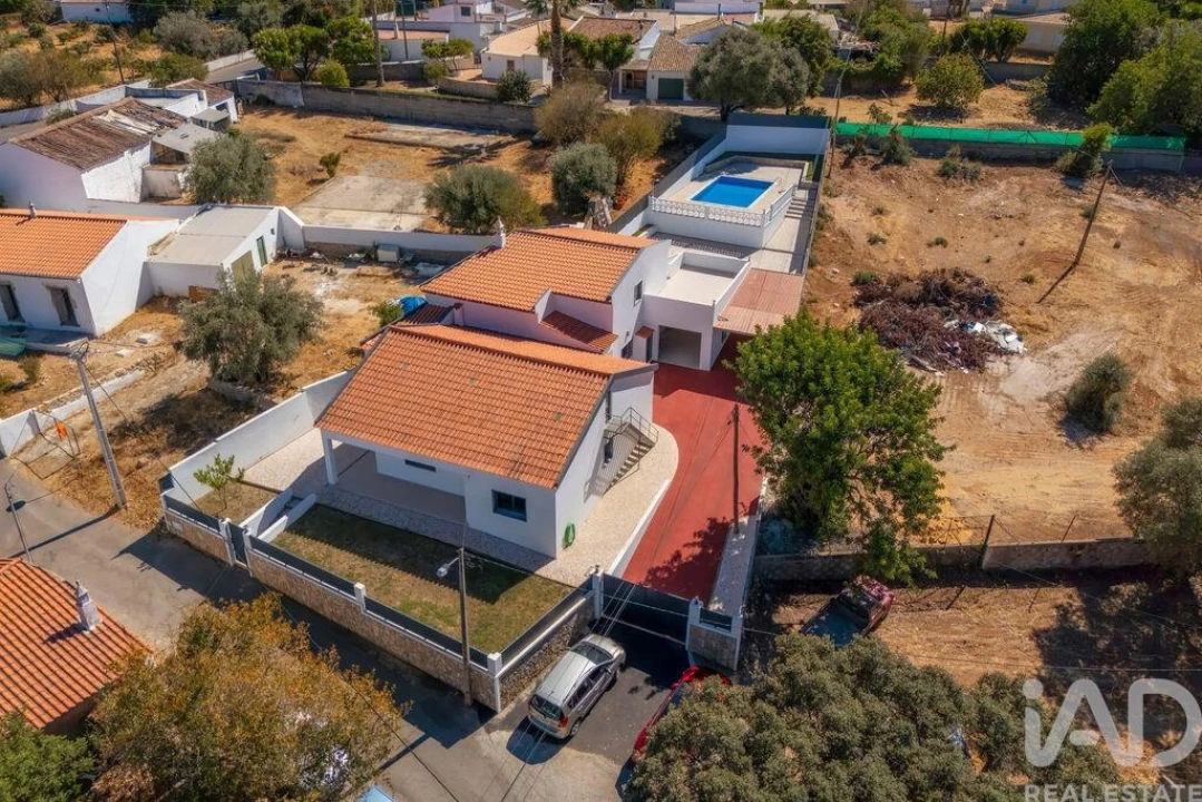 Moradia T4 para Venda em São Brás de Alportel Foto 28