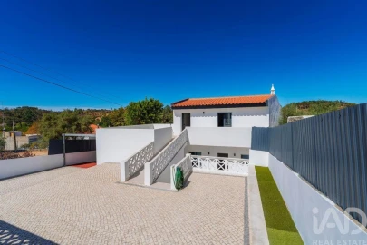 Moradia T4 para Venda em São Brás de Alportel