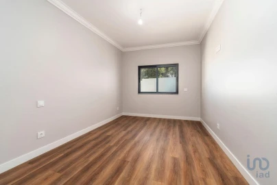 Moradia T4 para Venda em São Brás de Alportel