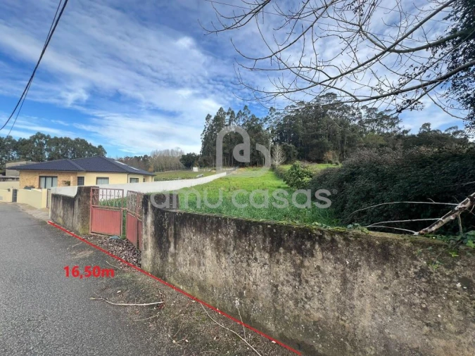 Terreno para Venda em Salreu Foto 2