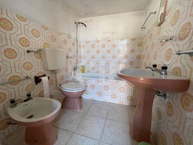 Moradia T3 para Venda em Samuel Foto 36