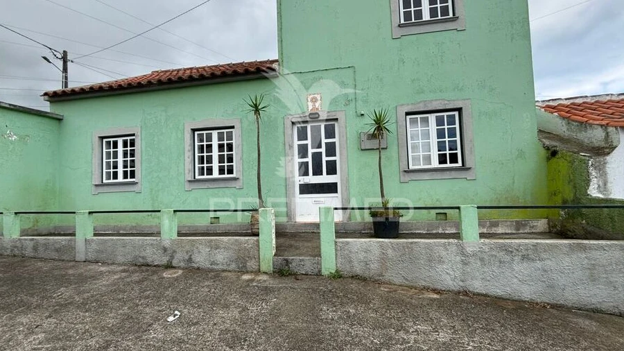 Moradia T3 para Venda em Porto Judeu