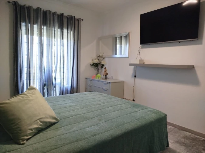 Apartamento T3 para Venda em Parceiros e Azoia Foto 16