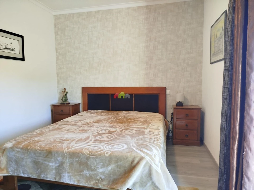 Apartamento T3 para Venda em Parceiros e Azoia Foto 27