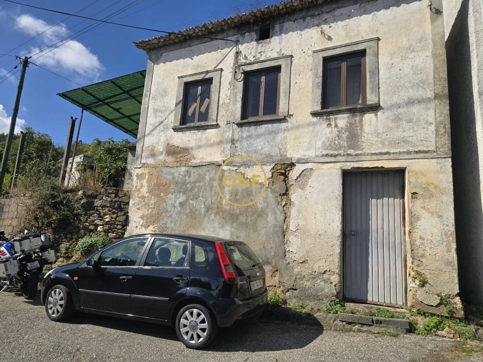 Moradia T3 para Venda em Lorvão Foto 7