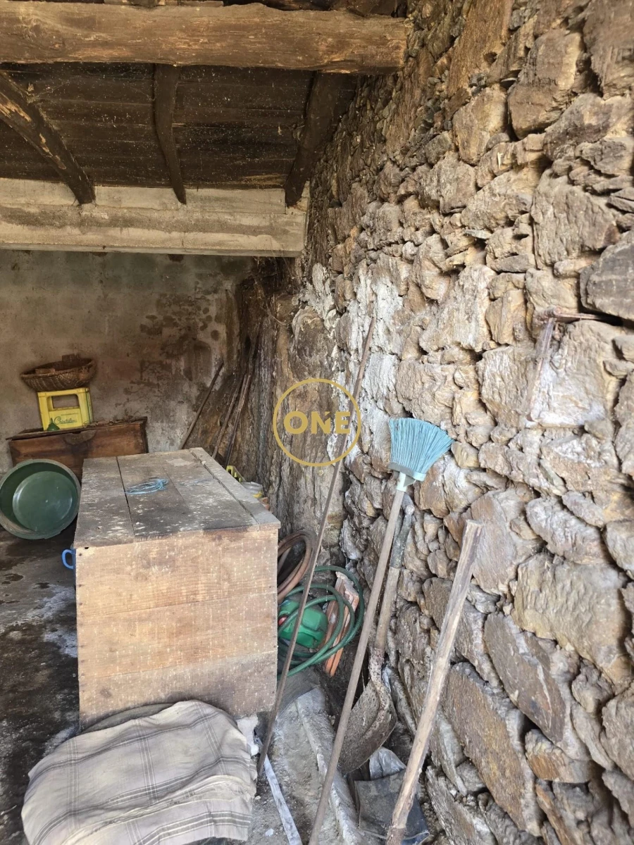 Moradia T3 para Venda em Lorvão Foto 3