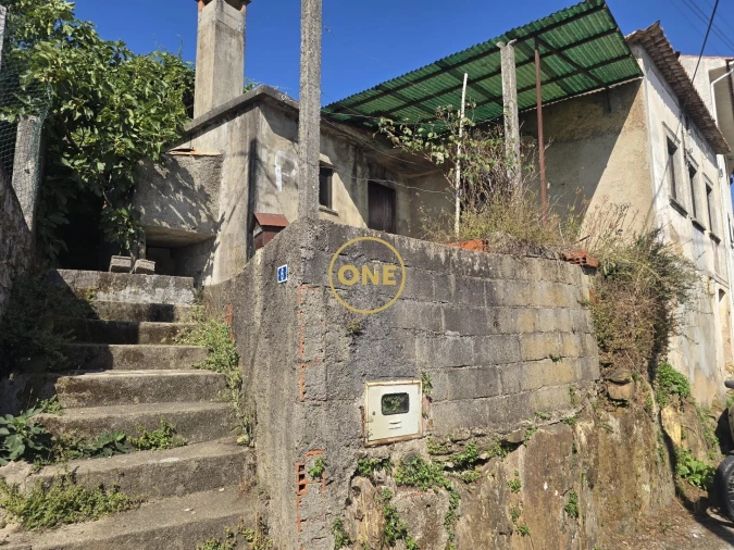 Moradia T3 para Venda em Lorvão Foto 4