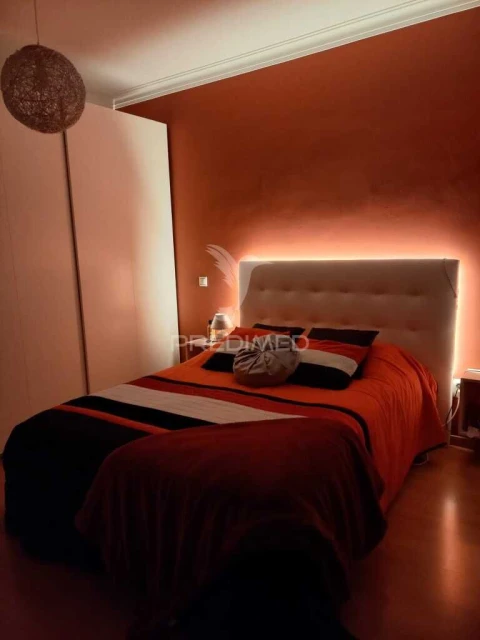 Apartamento T3 para Venda em Baixa da Banheira e Vale da Amoreira