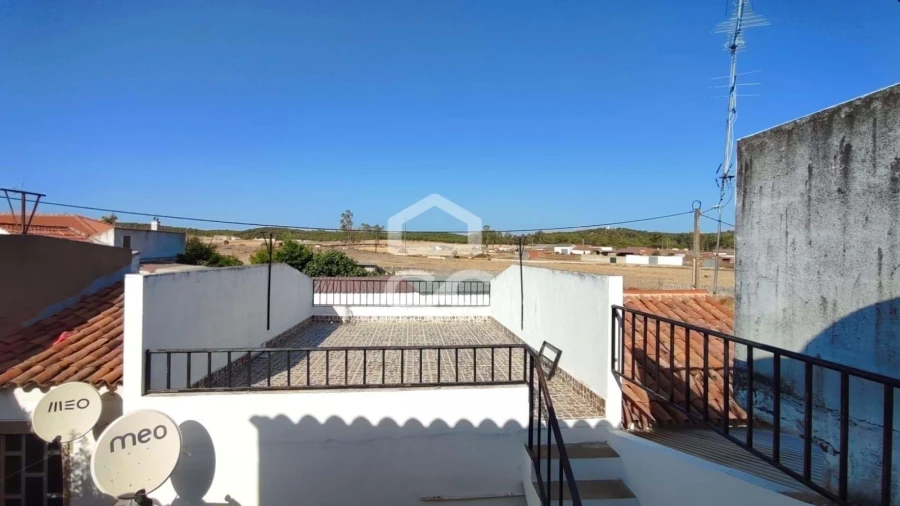 Moradia T3 para Venda em Amareleja Foto 34