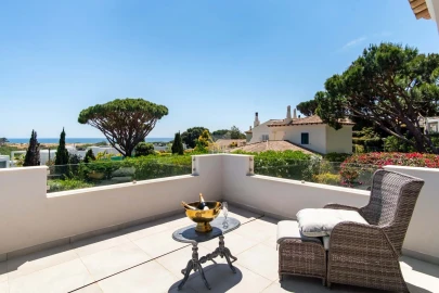 Moradia T5 para Venda em Loule (São Clemente)