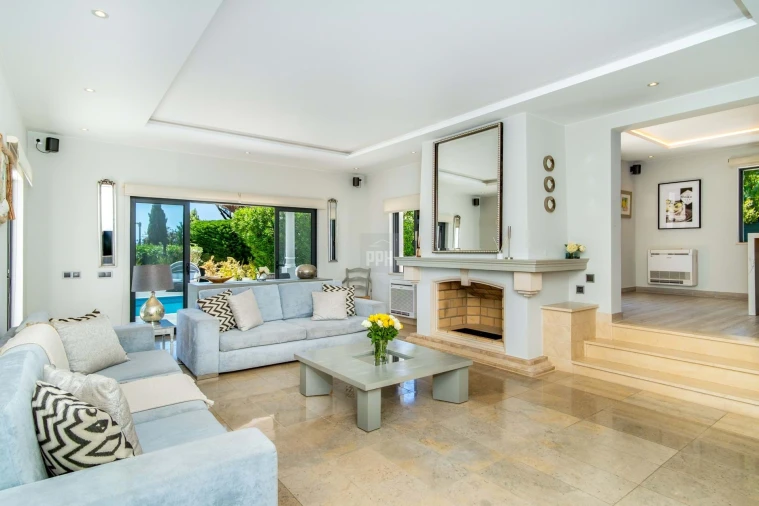 Moradia T5 para Venda em Loule (São Clemente) Foto 11