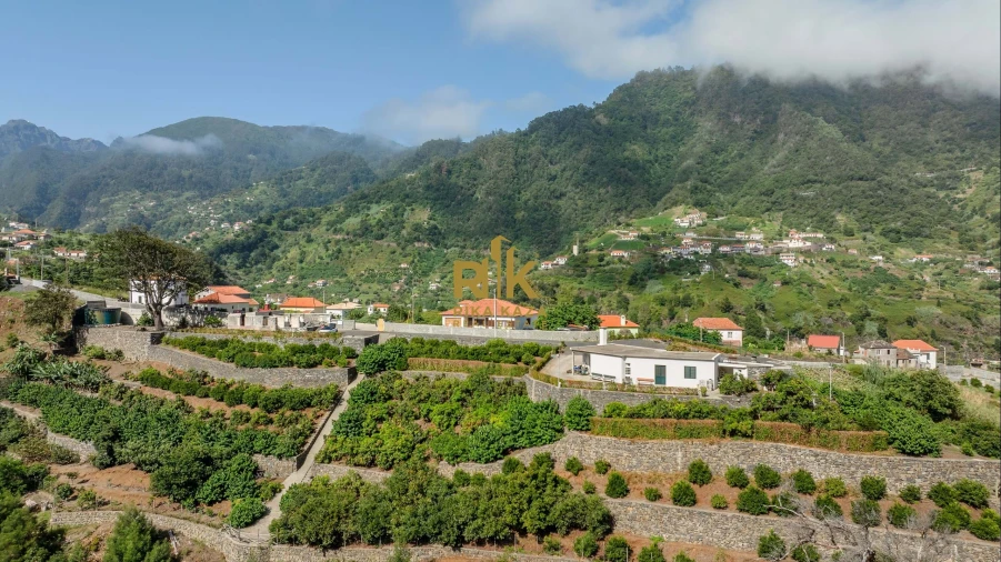 Moradia T5 para Venda em Faial Foto 34