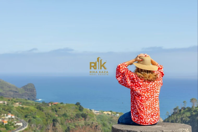 Moradia T5 para Venda em Faial Foto 8