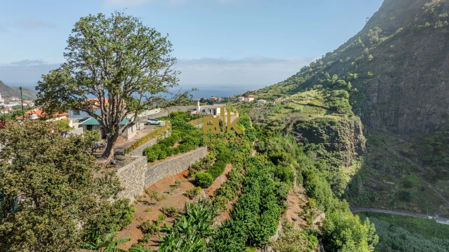 Moradia T5 para Venda em Faial Foto 23