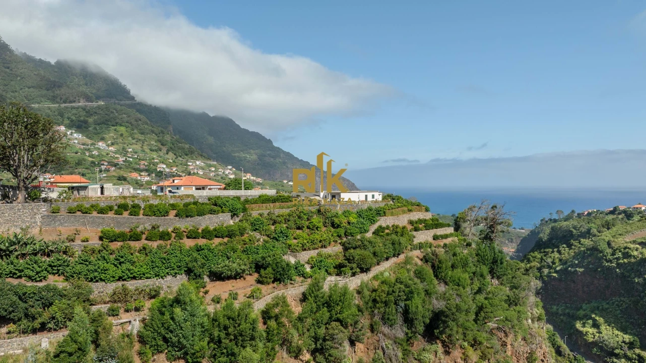 Moradia T5 para Venda em Faial Foto 6