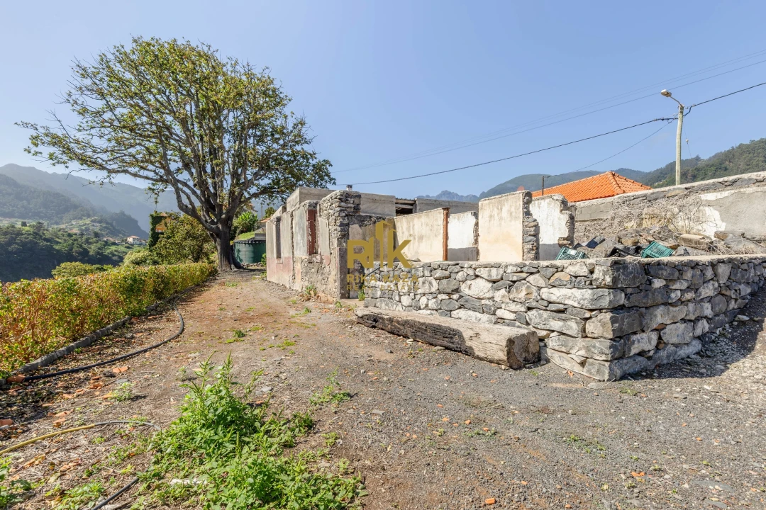 Moradia T5 para Venda em Faial Foto 14