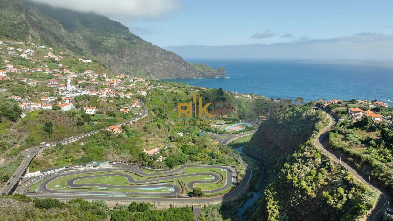 Moradia T5 para Venda em Faial Foto 31