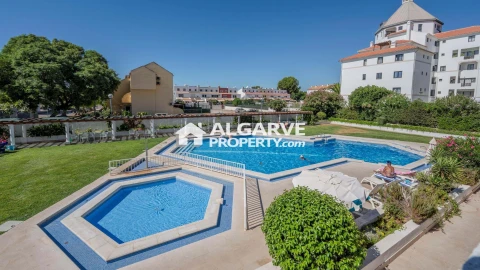 Apartamento T1 para Venda em Quarteira